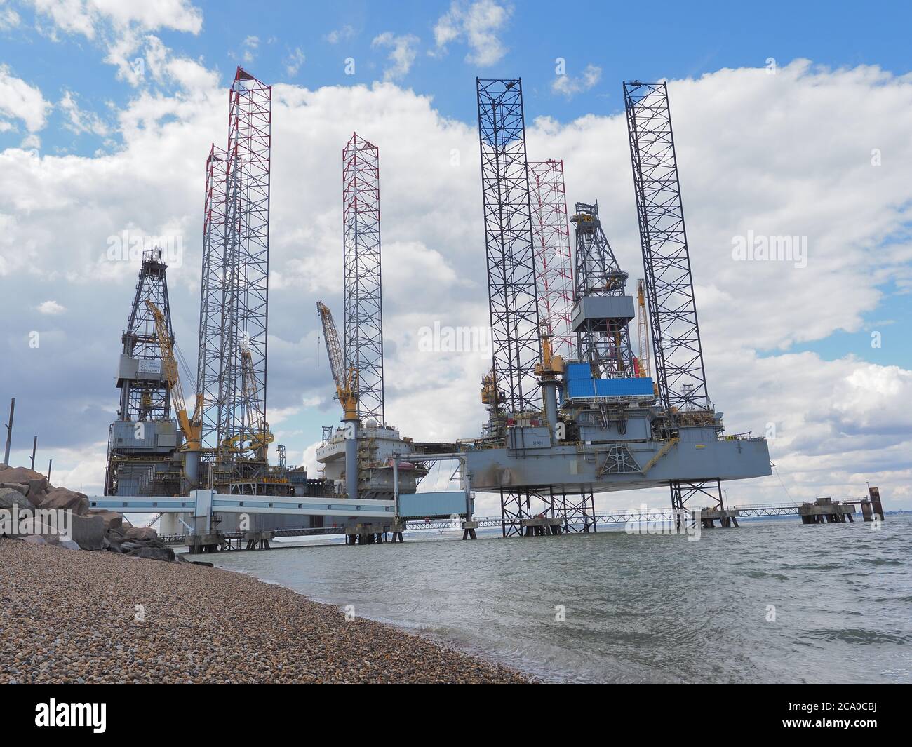 Oil rig prospector 1 hi-res stock photography and images - Alamy