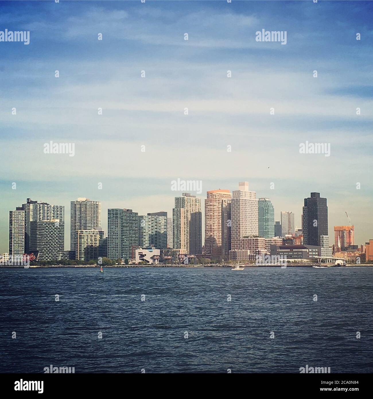Gantry plaza state park pier hi-res stock photography and images - Alamy