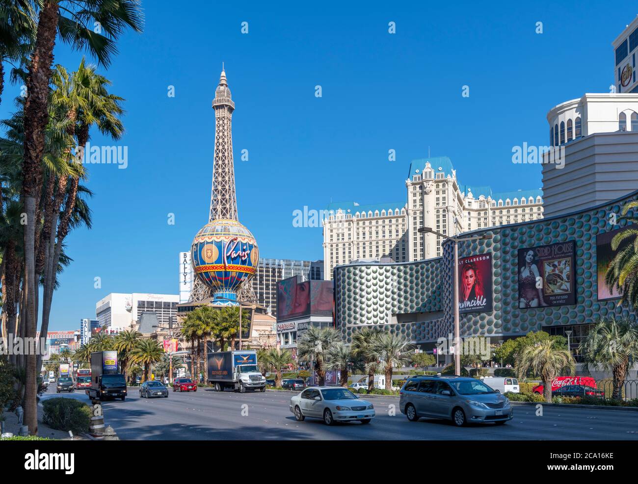 Las Vegas Strip looking towards Paris Las Vegas hotel and casino,  Las Vegas Boulevard, Las Vegas, Nevada, USA Stock Photo