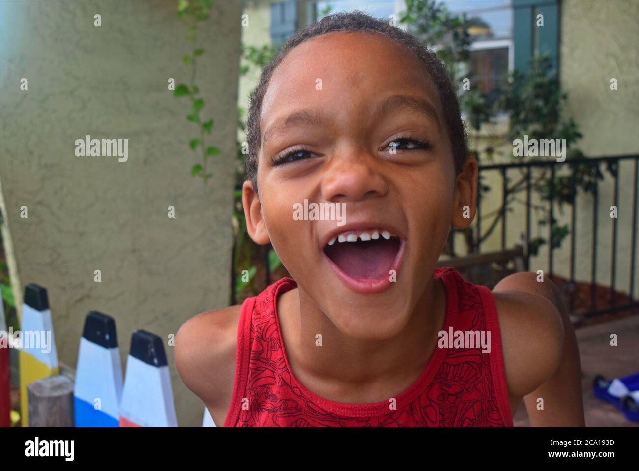 Happy smiling black boy closeup hi-res stock photography and images - Alamy