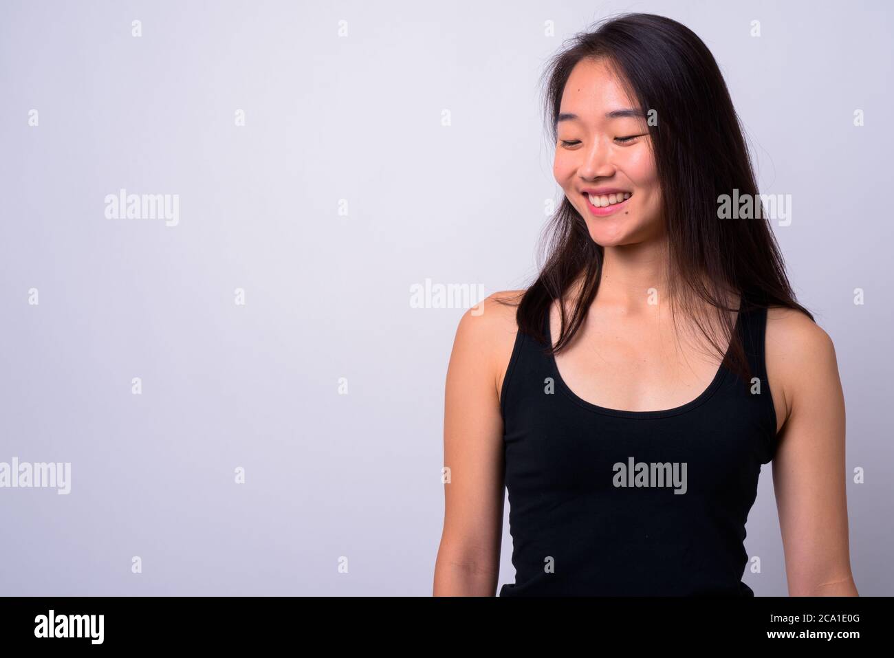 Portrait of happy young beautiful Asian woman Stock Photo - Alamy