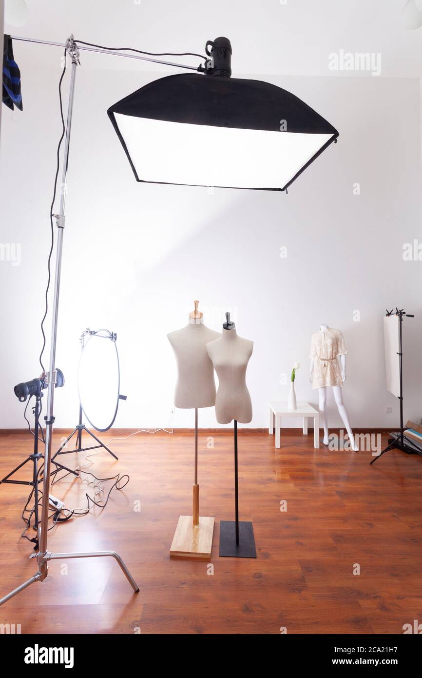 studio flash isolated Stock Photo Alamy