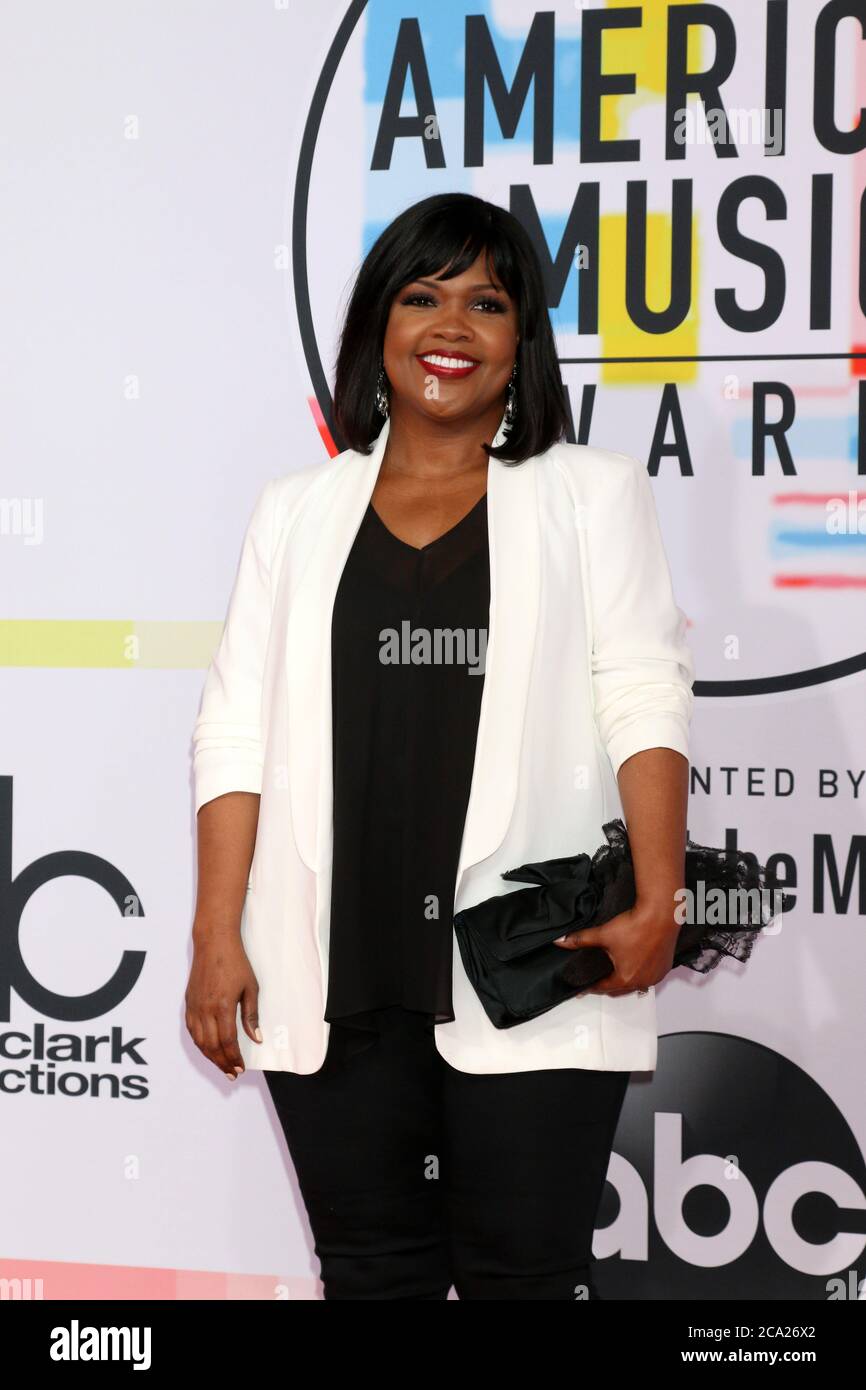 LOS ANGELES - OCT 9: CeCe Winans at the 2018 American Music Awards at