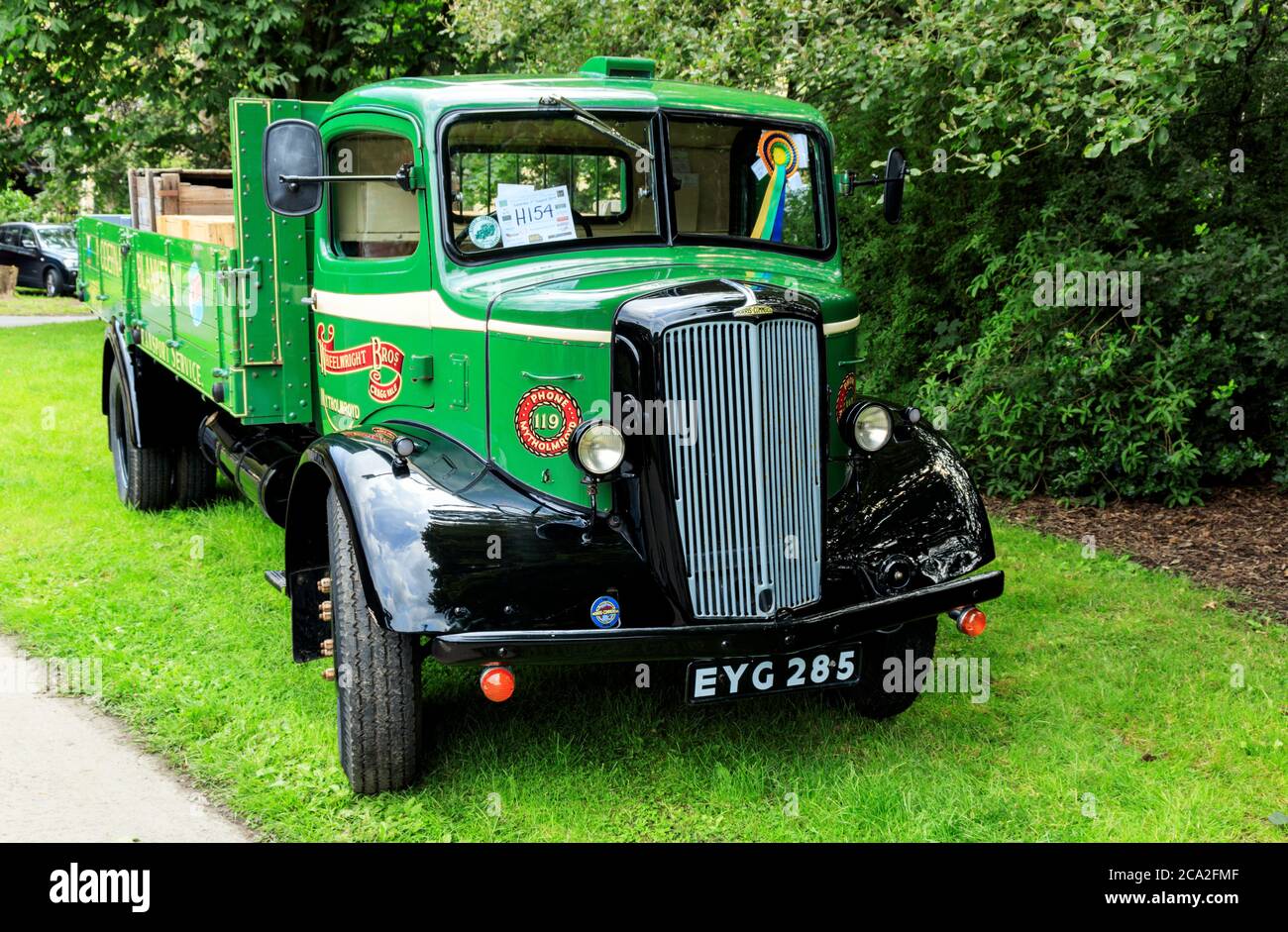 morris-commercial-tipper-truck-stock-photo-alamy