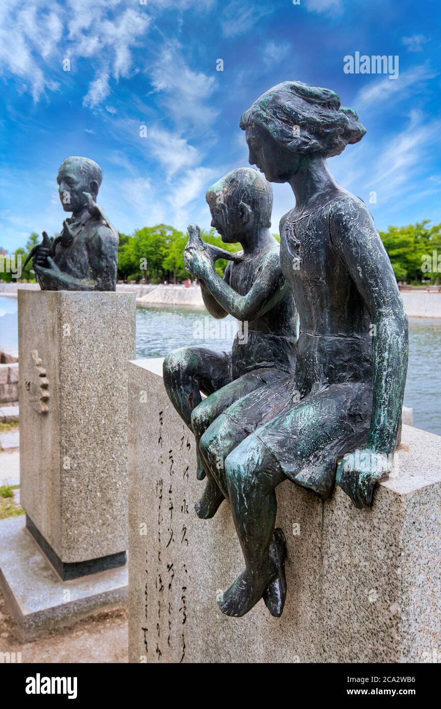 Hiroshima peace memorial park dome hires stock photography and images