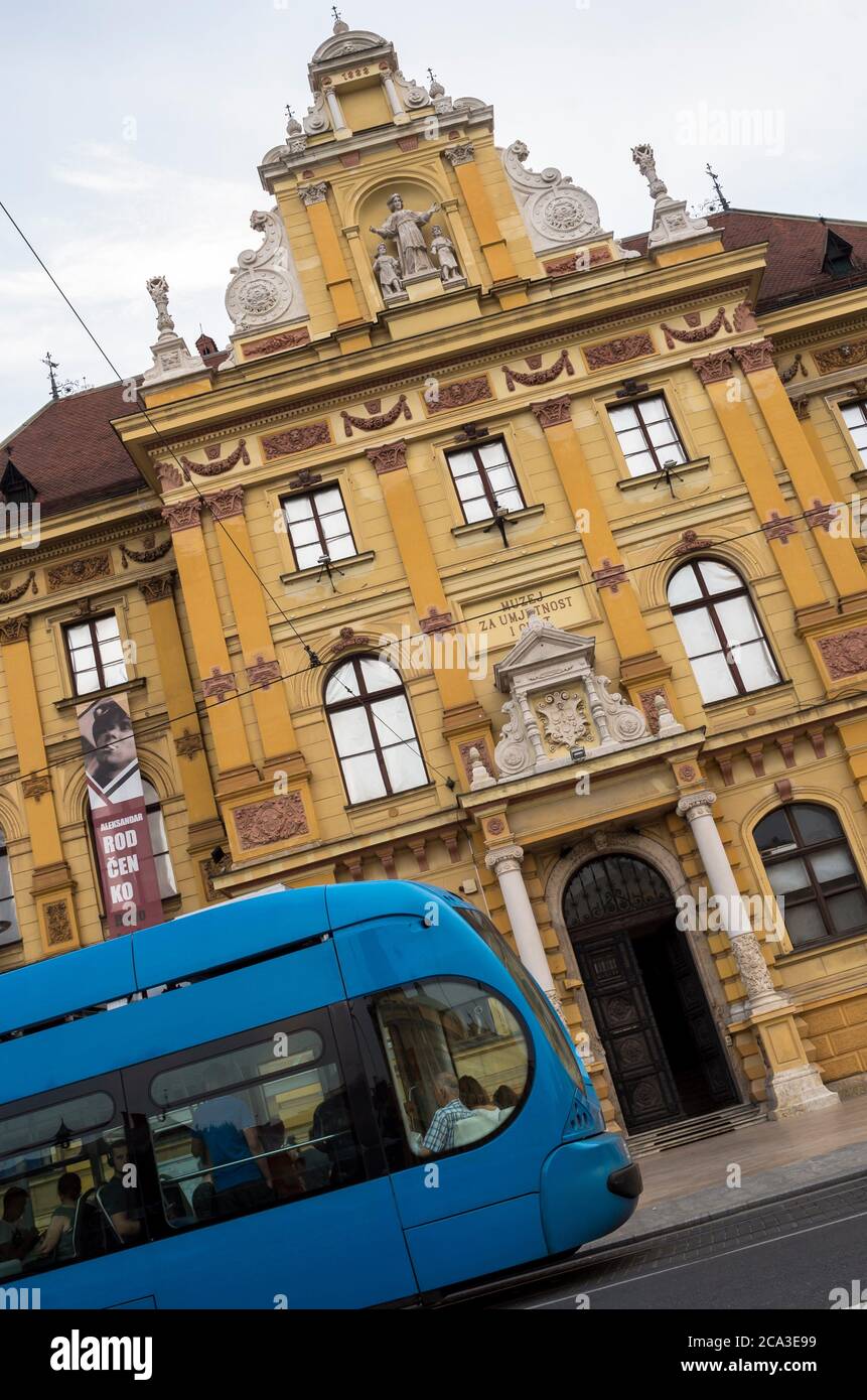 Museum of Arts and Crafts, Zagreb, Croatia Stock Photo Alamy