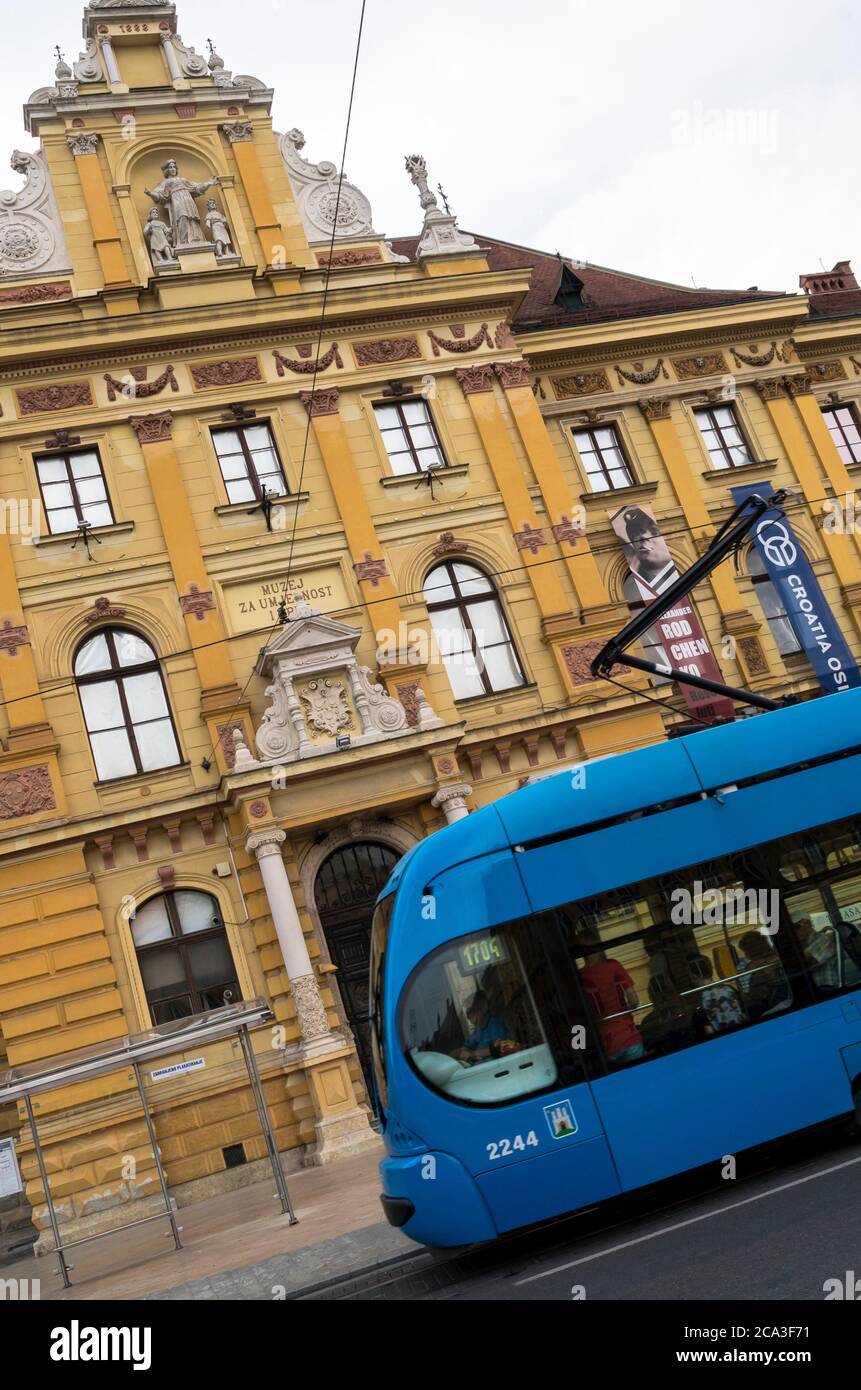 Museum of Arts and Crafts, Zagreb, Croatia Stock Photo Alamy