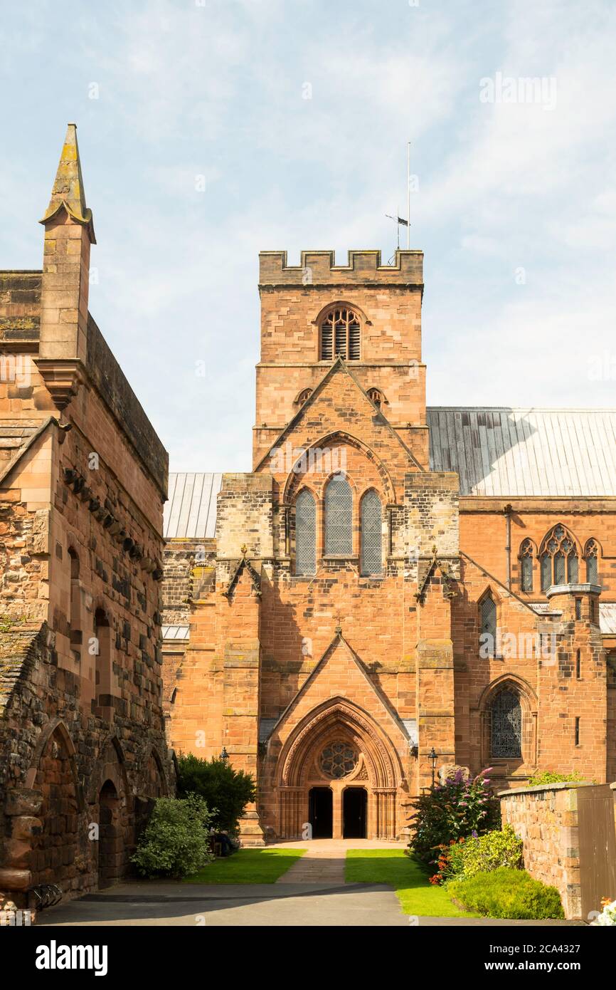 The south transept and tower of Carlisle cathedral, Cumbria, England, UK Stock Photo