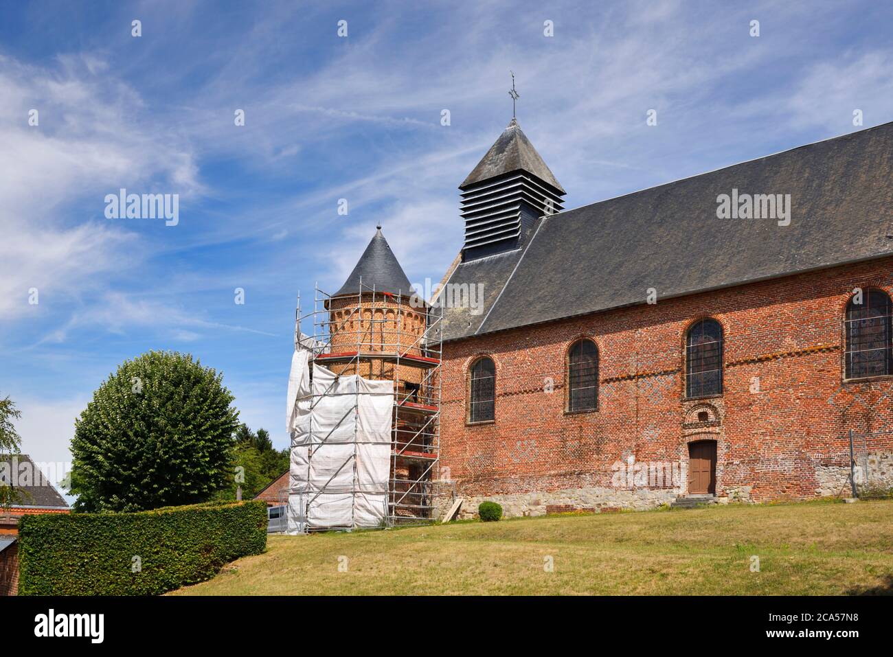 France, Aisne, Esqu?h?ries, Saint-Martin church under rehabilitation was built between 1570 and 1670 one of the most remarkable churches in Thi?rache Stock Photo