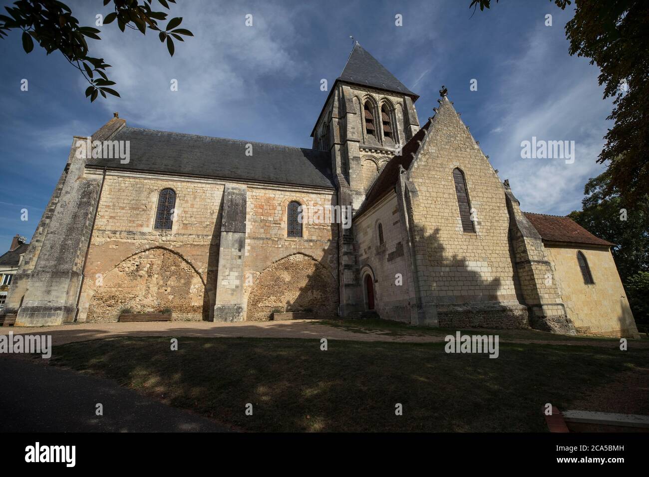France, Loir et Cher, Loire valley listed as World Heritage by UNESCO, Troo, cave village, collegiate church of Saint Martin Stock Photo