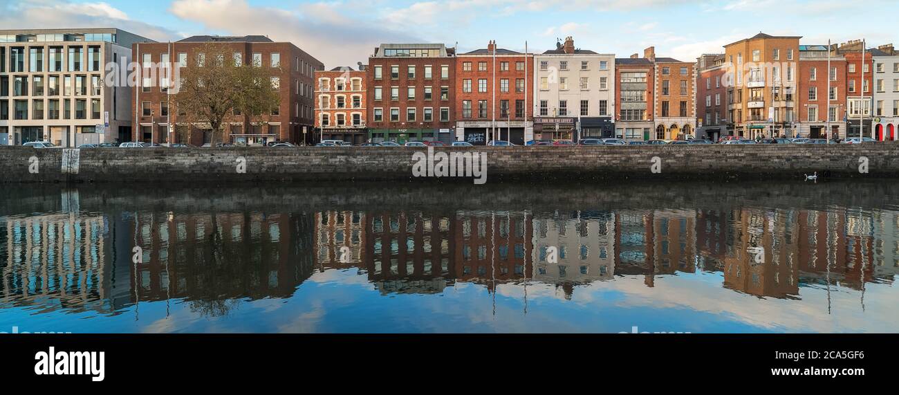 Dublin ireland river liffey hi-res stock photography and images - Alamy