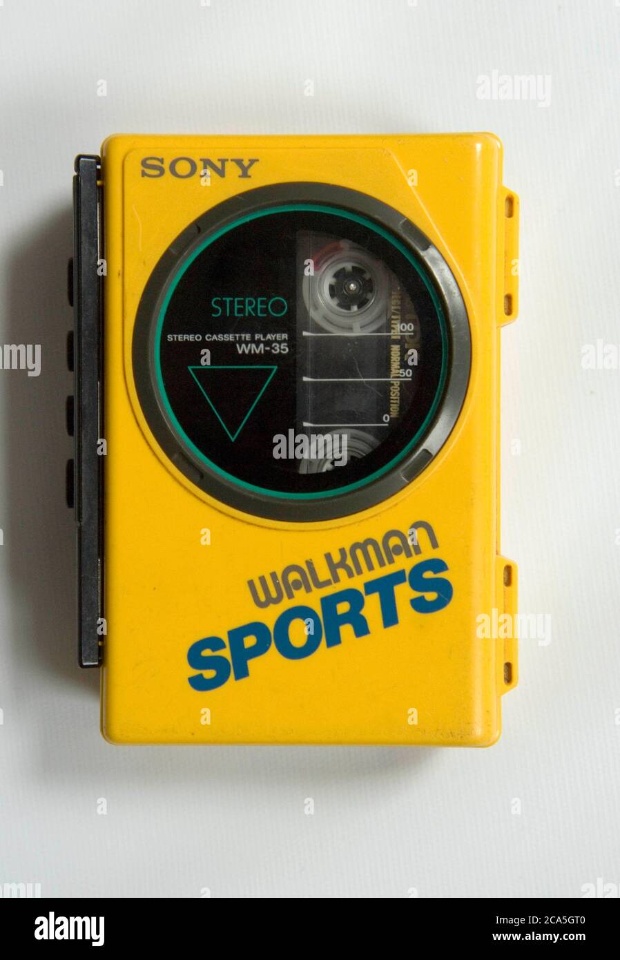 Walkman cassette sony hi-res stock photography and images - Page 4 - Alamy