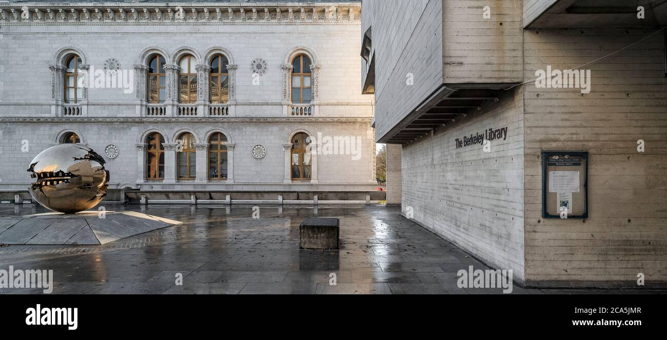 Berkeley Library, Trinity College, Dublin, Ireland Stock Photo