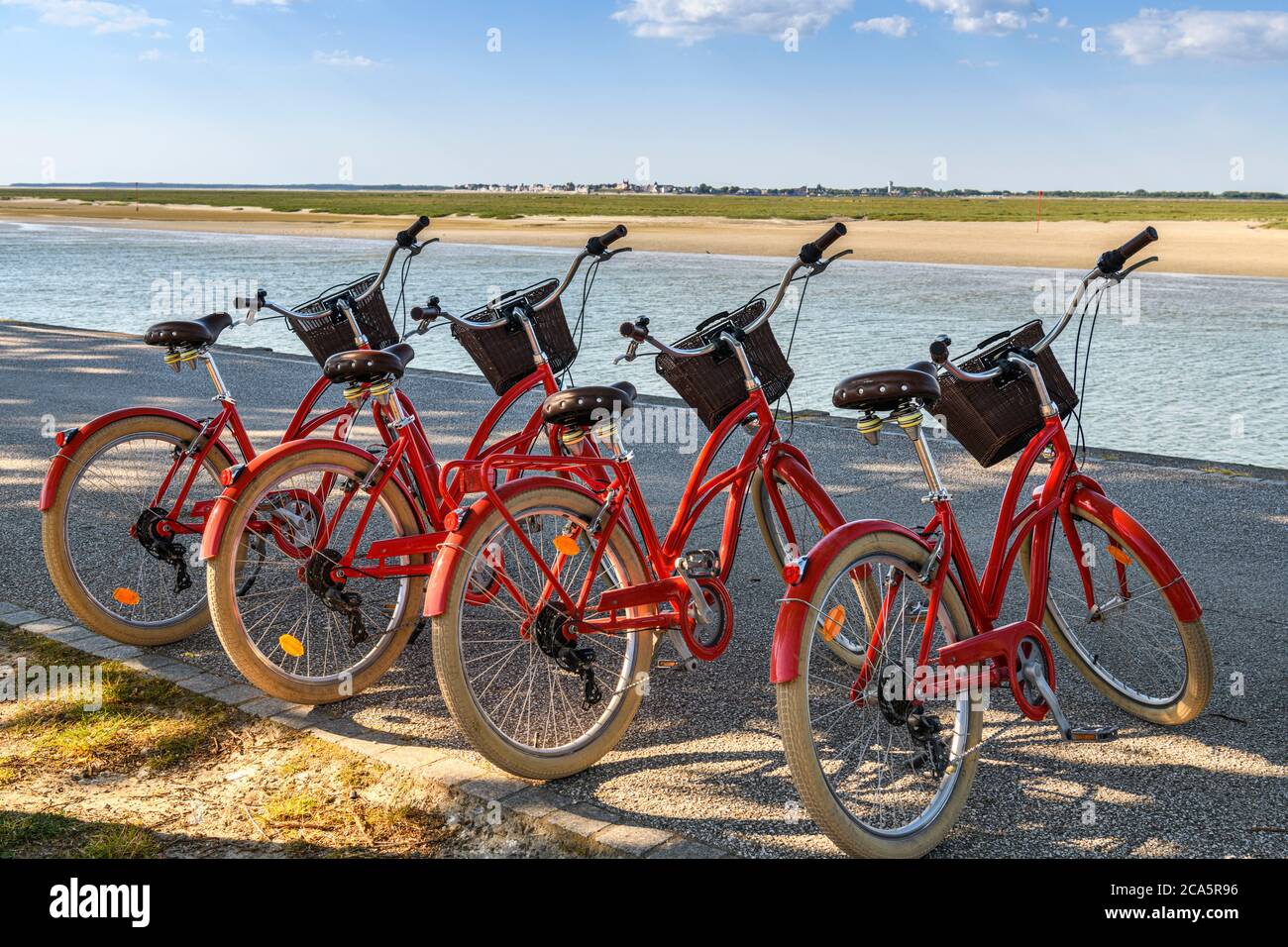 France, Somme (80), Baie de Somme, SaintValerysurSomme, red bikes