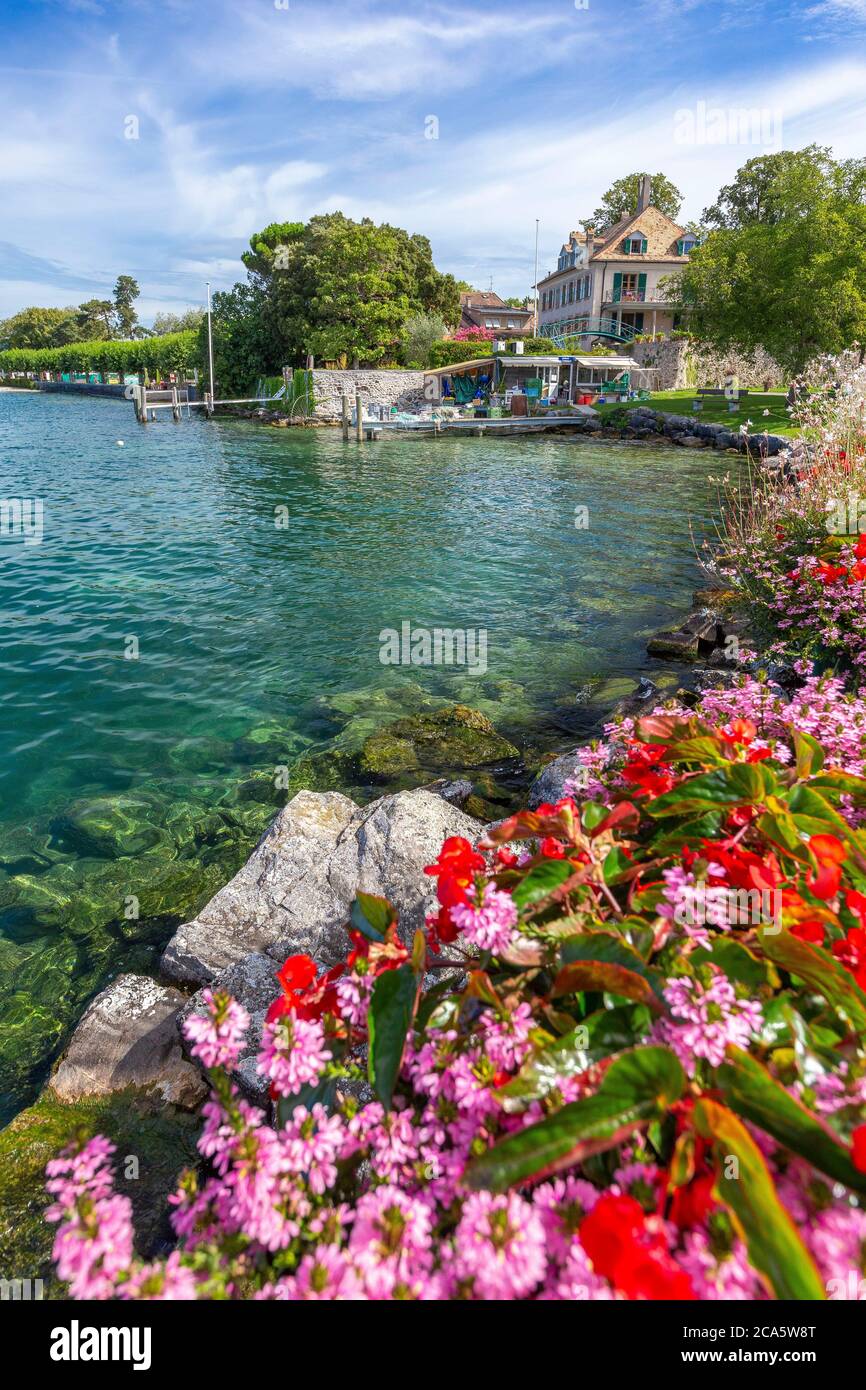 Switzerland, canton of Geneva, the village of Hermance on the French ...