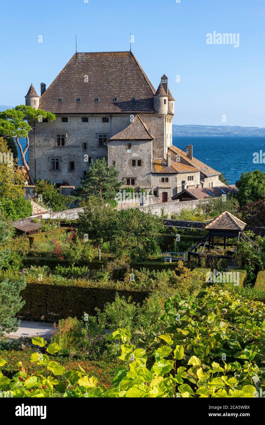 France, Haute Savoie, Chablais, Lake Geneva, the village of Yvoire, labeled Les Plus Beaux Villages de France, the 14th century castle and the Garden of the Five Senses labyrinth Stock Photo