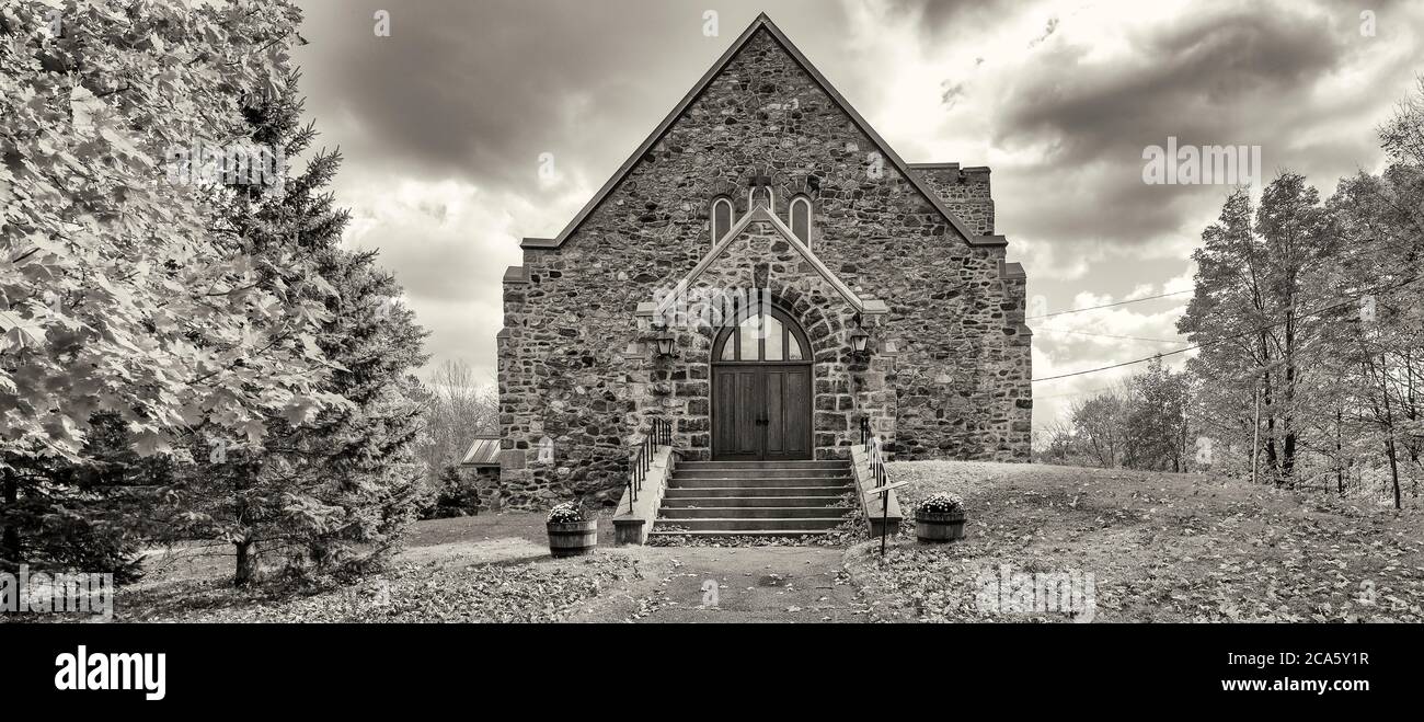 View of church, Knowlton, Eastern Townships, Estrie, Quebec Provence, Canada Stock Photo