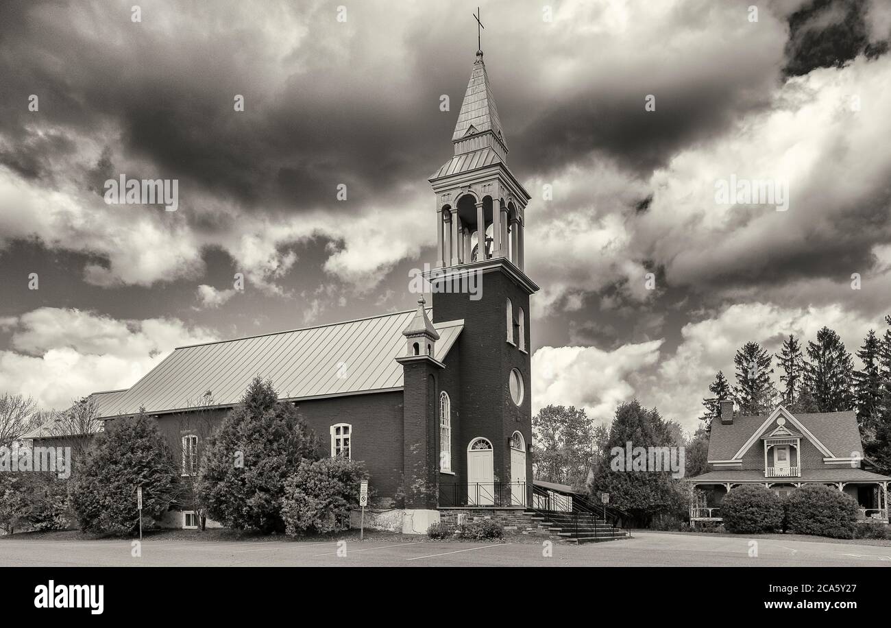 View of church, Knowlton, Eastern Townships, Estrie, Quebec Provence, Canada Stock Photo