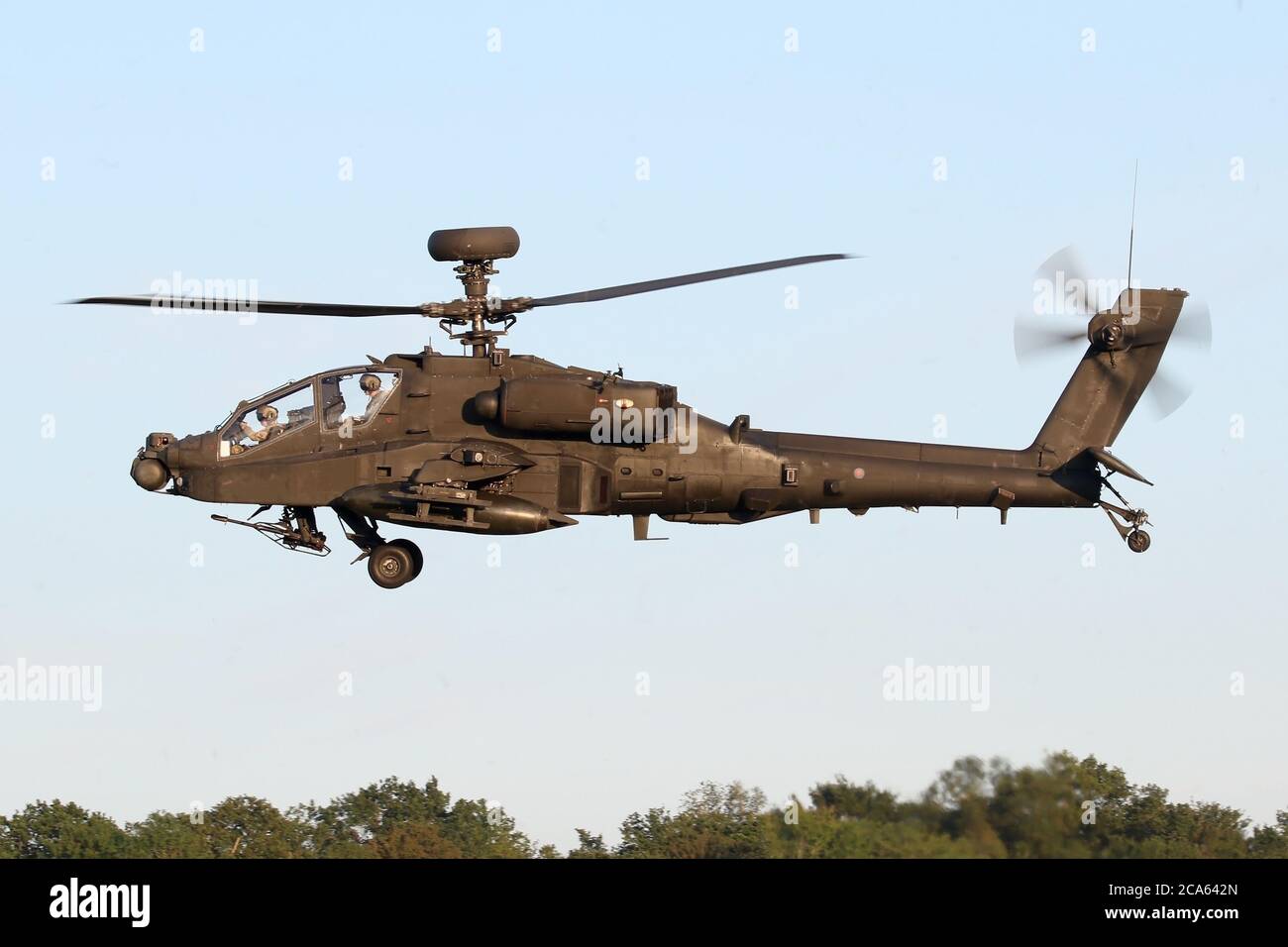 Ah 64 apache helicoper hi-res stock photography and images - Alamy