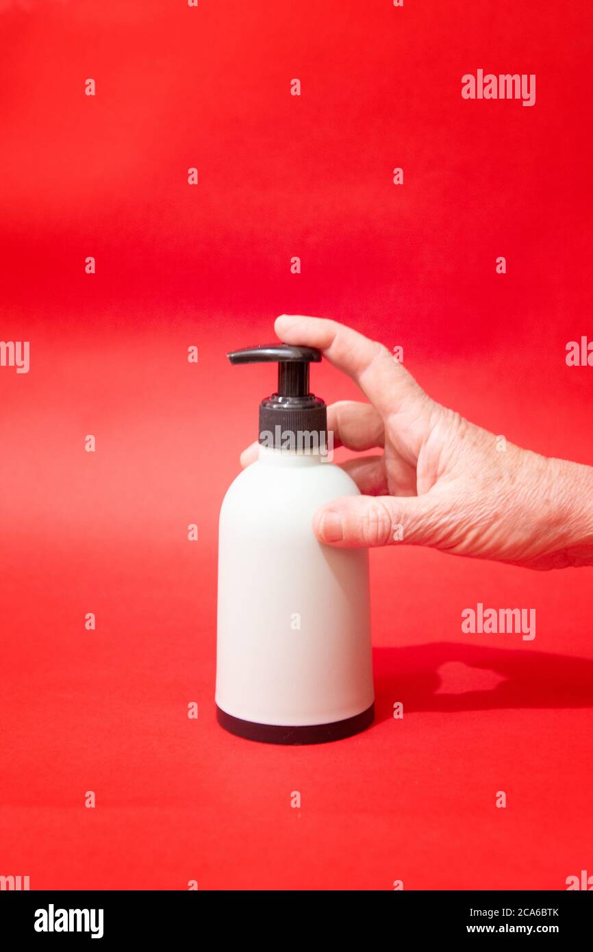 Hand wash liquid soap hi-res stock photography and images - Alamy