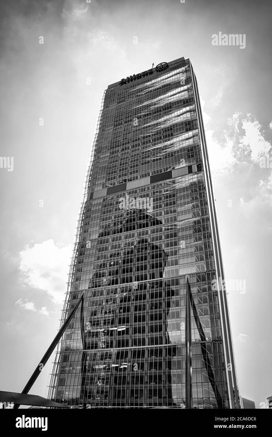Milan, Italy 08.03.2020: Arata Isozaki & Andrea Maffei - Allianz Tower, Il Dritto,The Straight One headquarter of the Allianz Group in the new, modern Stock Photo
