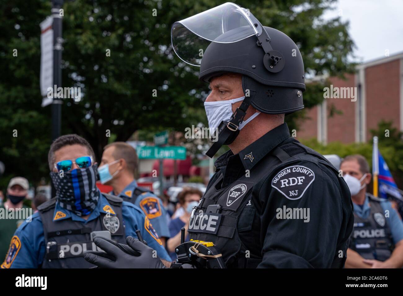 Fair Lawn Black Lives Matter Protest in response to Pro-Police - Bergen County Rapid Deployment Force gets called to Pro-Police Rally Stock Photo