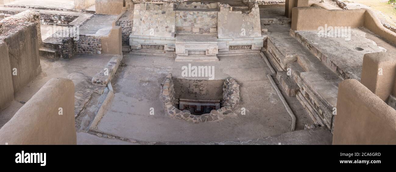 The entrance to Tomb 6 in the floor of the Palace of the Racoqui or House of the Great Lord in Structure 195 in the pre-Hispanic Zapotec ruins of Lamb Stock Photo