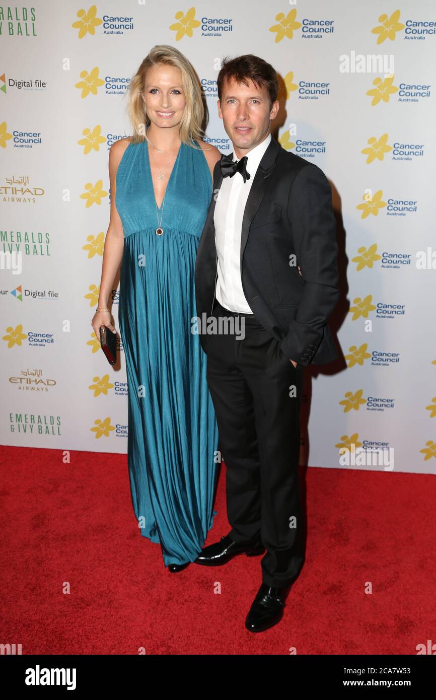 Sydney Australia 9 October 2015 James Blunt With Wife Sofia 