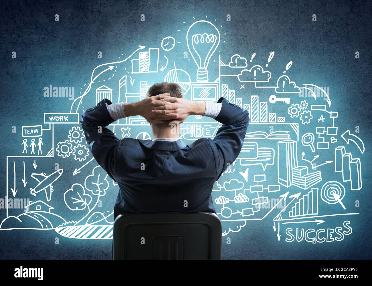 Персонализация рубашек. Рекламный агент рисунок. Руководитель с подчиненными. Книга человек. Идея мысль.