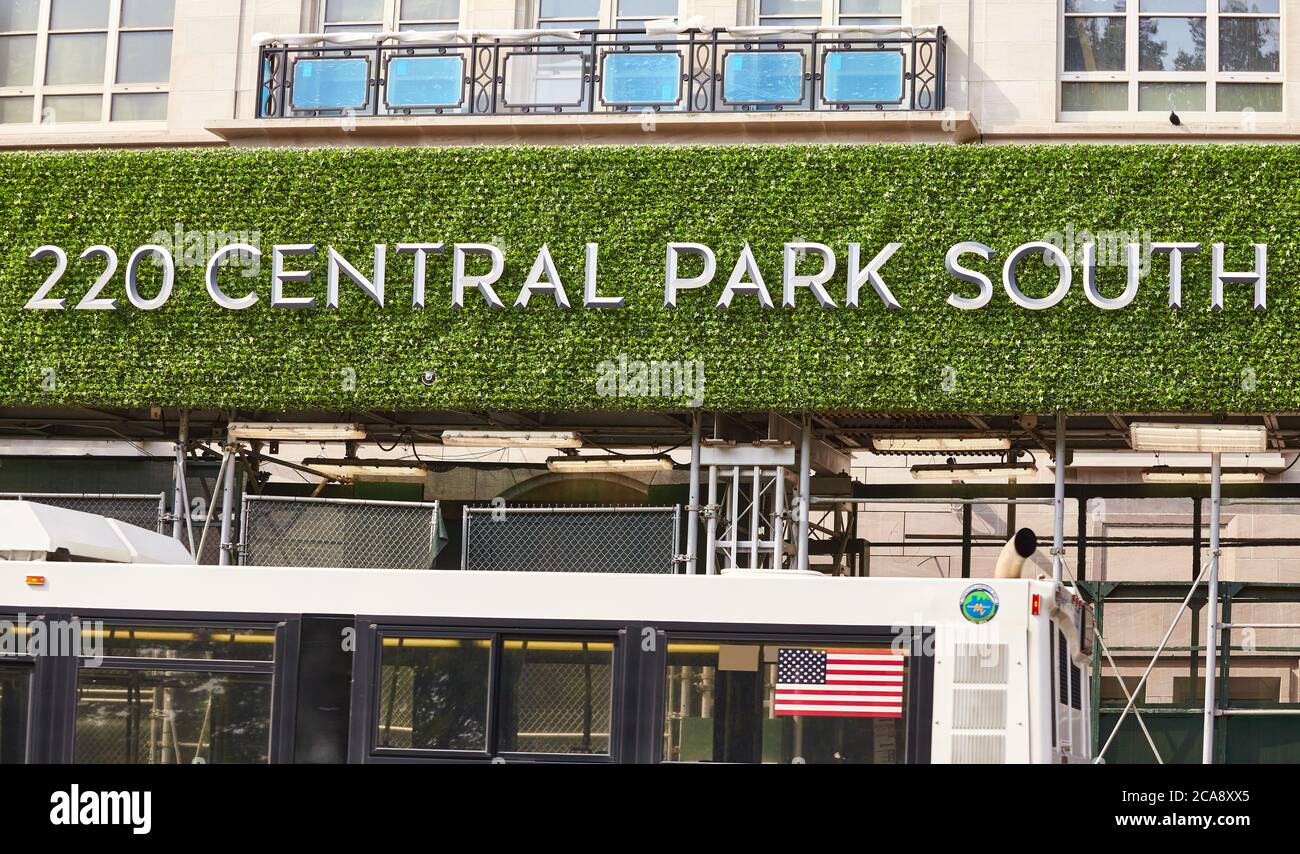 New york central park sign hi-res stock photography and New york central park sign hi-res stock photography and