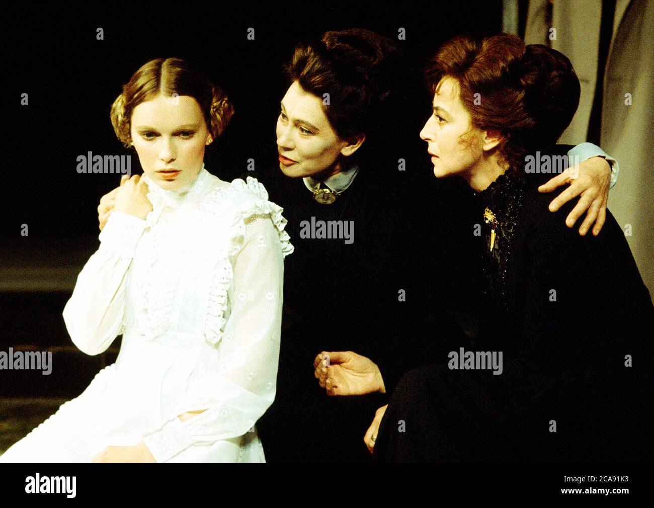 Set Design Chekhov l-r: Mia Farrow (Irina), Joy Parker (Olga), Gwen Watford (Masha) in ...