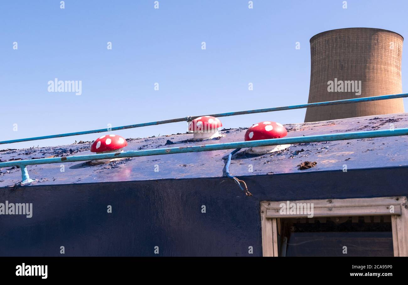 Boat vents hires stock photography and images Alamy