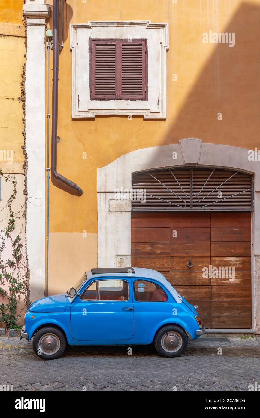 Fiat 500 (Fiat Cinquecento), Regola, Rome, Lazio, Italy, Europe Stock Photo