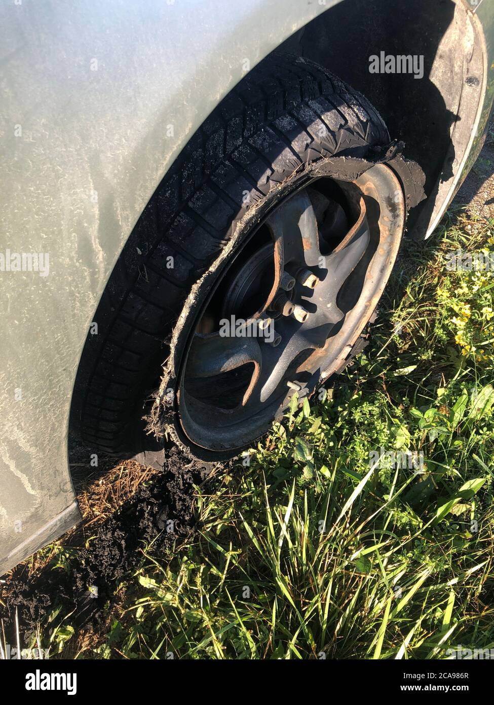 Shredded tire hires stock photography and images Alamy