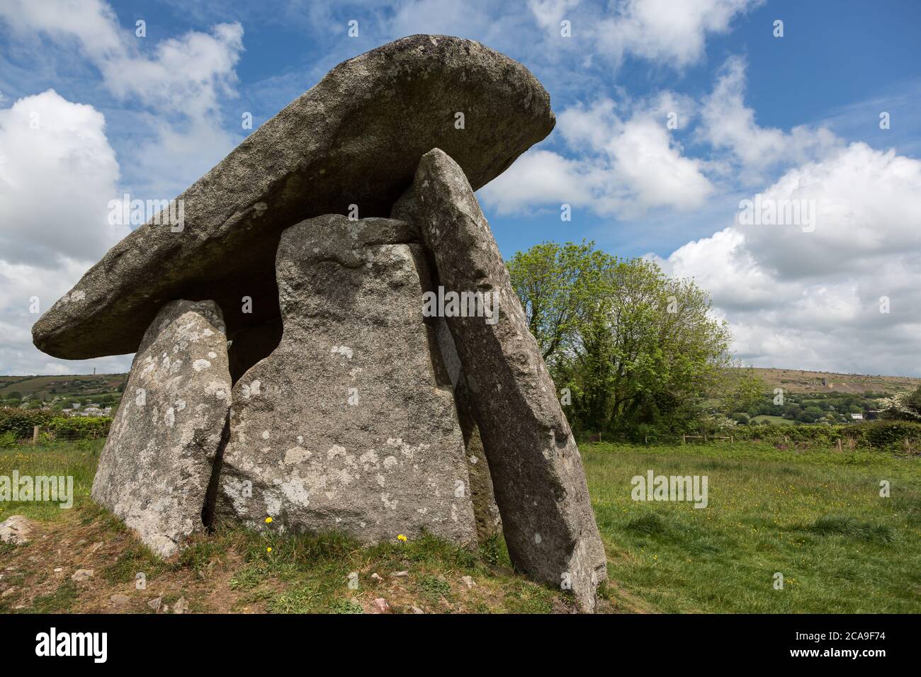 Trethevy Quoit neolithic burial chamber in Cornwall, UK Stock Photo