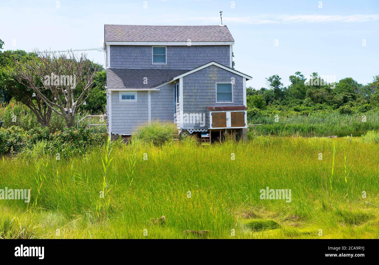 A summer cottage on the shore of Yarmouth Port, Massachusetts on Cape Cod, USA Stock Photo