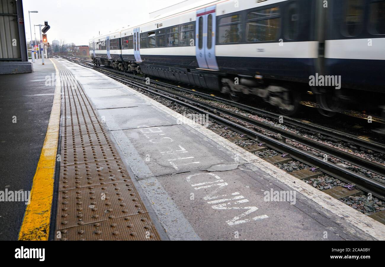 Train platform uk mind the step hi-res stock photography and images - Alamy