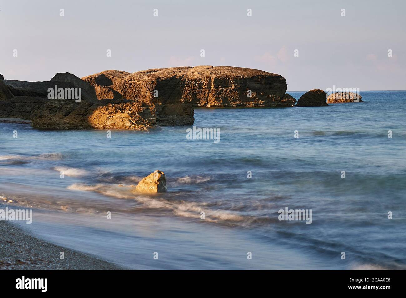 Scogliera di capo tirone hi-res stock photography and images - Alamy