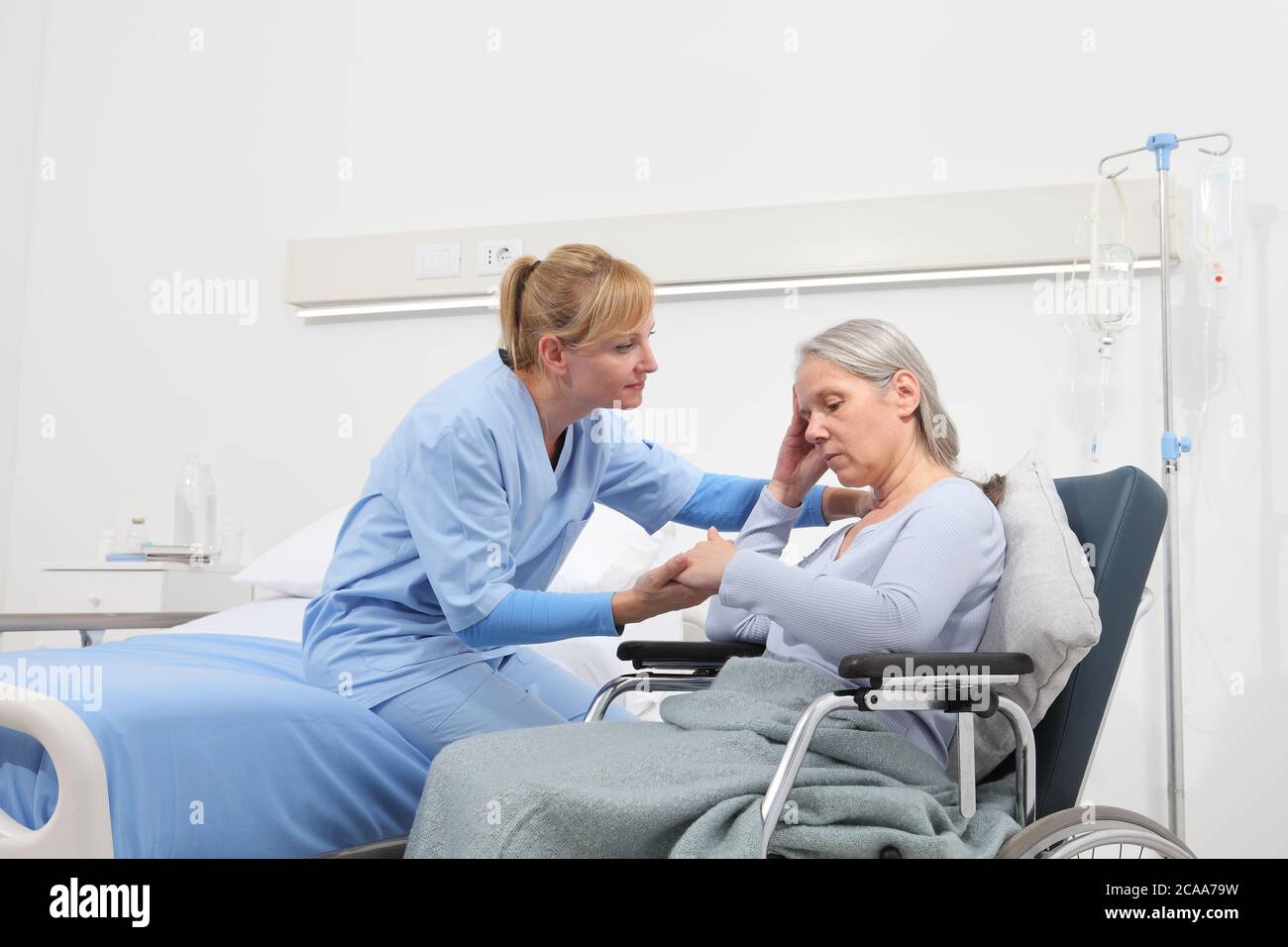 Old Woman Alone Chair Sad High Resolution Stock Photography and Images ...