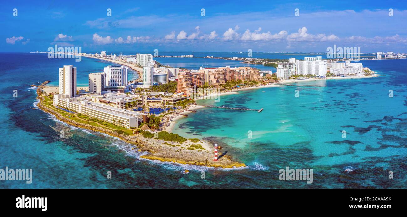 Aerial panoramic view of the northern peninsula of the Hotel Zone (Zona Hotelera) in Cancún, Mexico Stock Photo