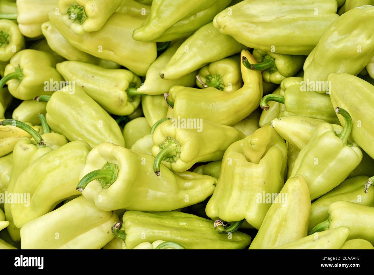 White bell peppers hi-res stock photography and images - Alamy