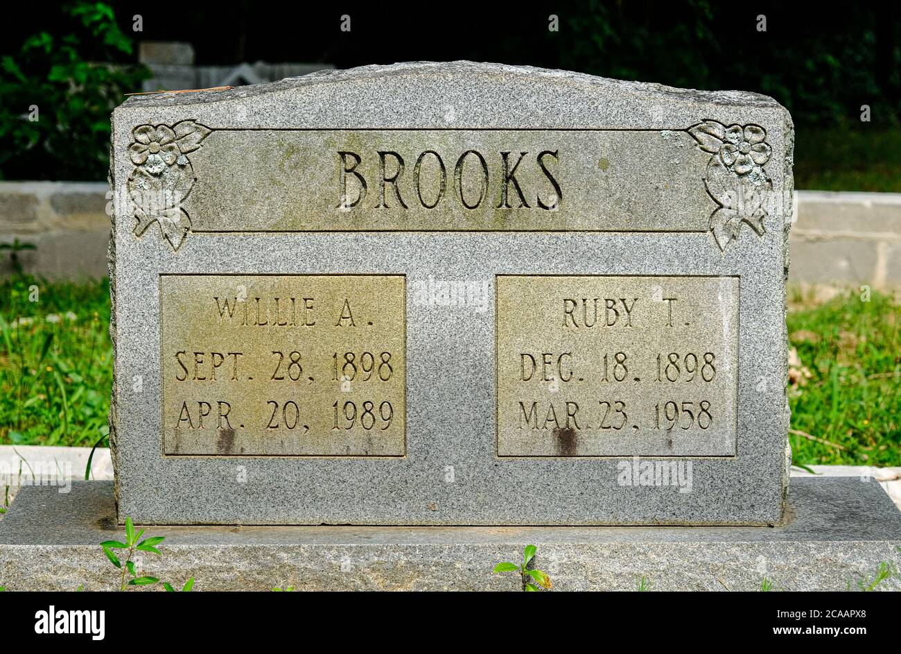 Older Brooks Grave Stock Photo Alamy