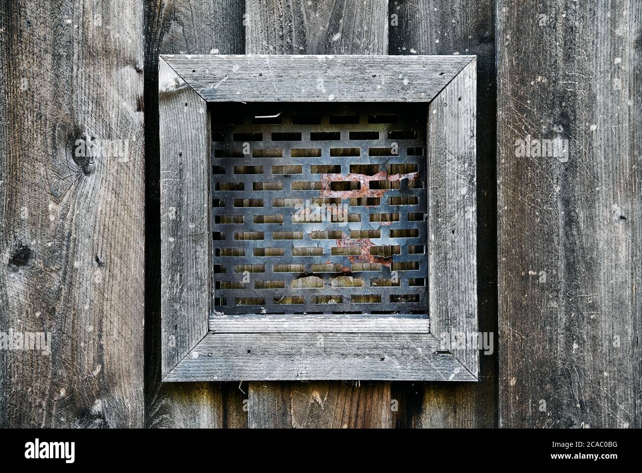 Picture of wood fence hi-res stock photography and images - Alamy