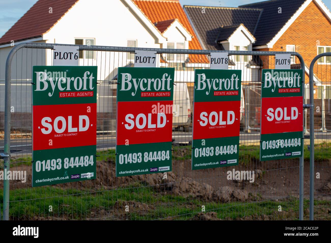Population sign hi-res stock photography and images - Alamy