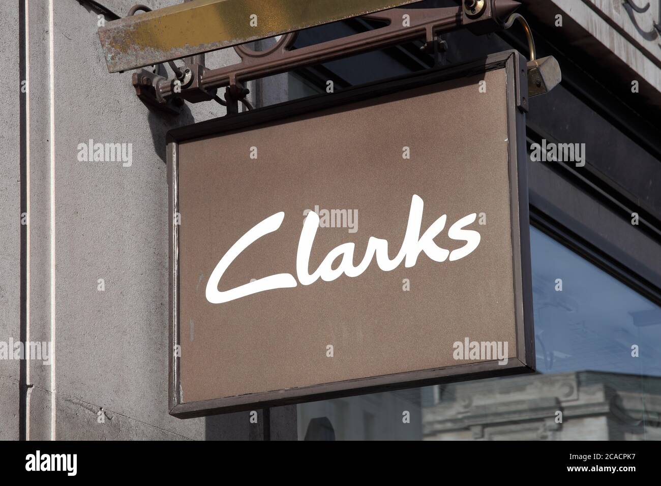 Clarks Logo High Resolution Stock Photography and Images - Alamy