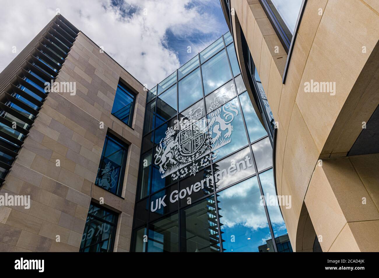 Queen elizabeth house edinburgh flag hires stock photography and