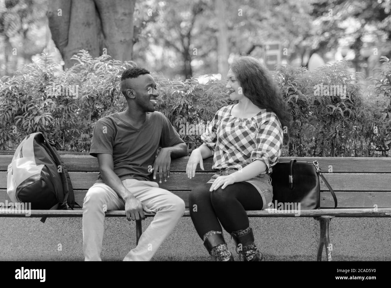 Two white women black man hi-res stock photography and images - Alamy