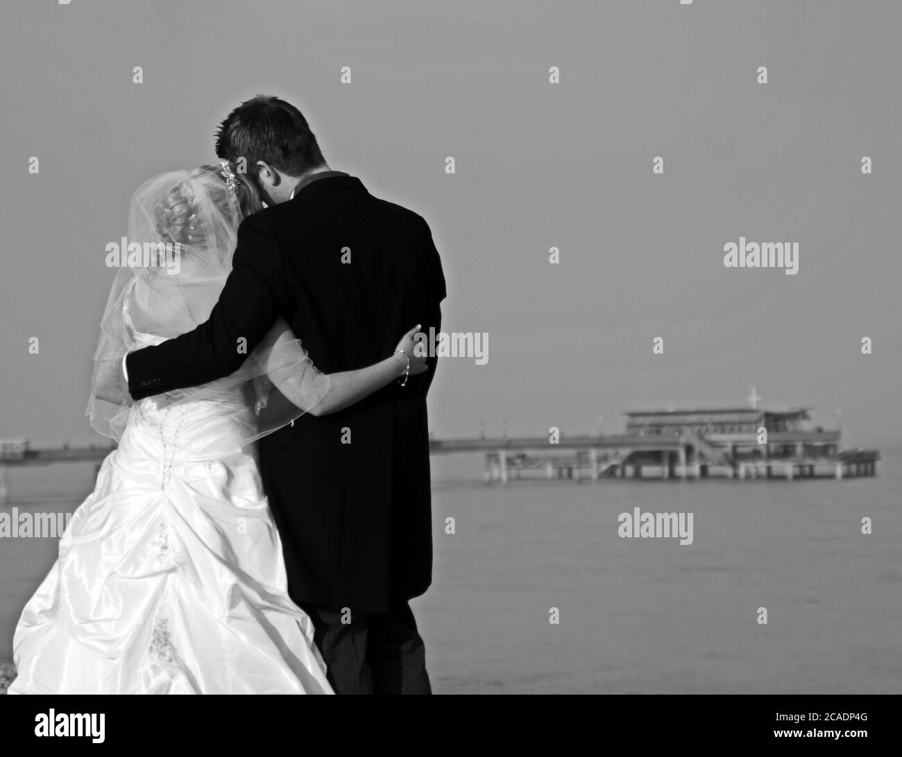 Coastal wedding hi-res stock photography and images - Alamy