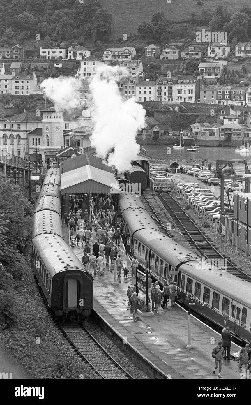 Steam trains pulling out of Kingswear and Dartmouth station on the Heritage Dartmouth Steam Railway, Devon, England Stock Photo