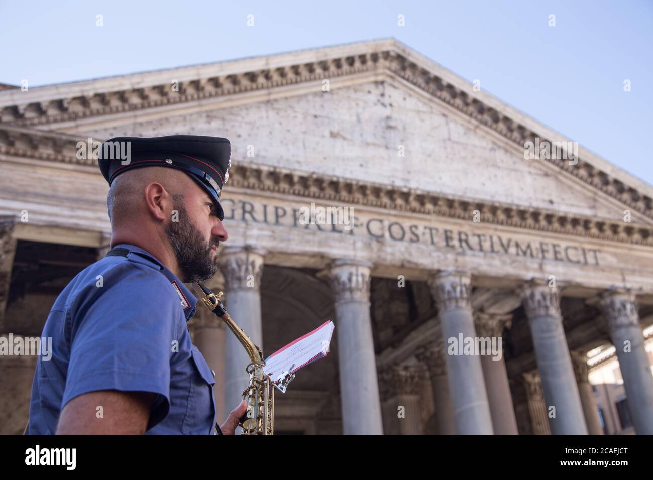 Roma, Italy. 06th Aug, 2020. Ceremony in front of the Pantheon in Rome to celebrate the 75th anniversary of the launch of the nuclear bomb on the Japanese city of Hiroshima (Photo by Matteo Nardone/Pacific Press) Credit: Pacific Press Media Production Corp./Alamy Live News Stock Photo